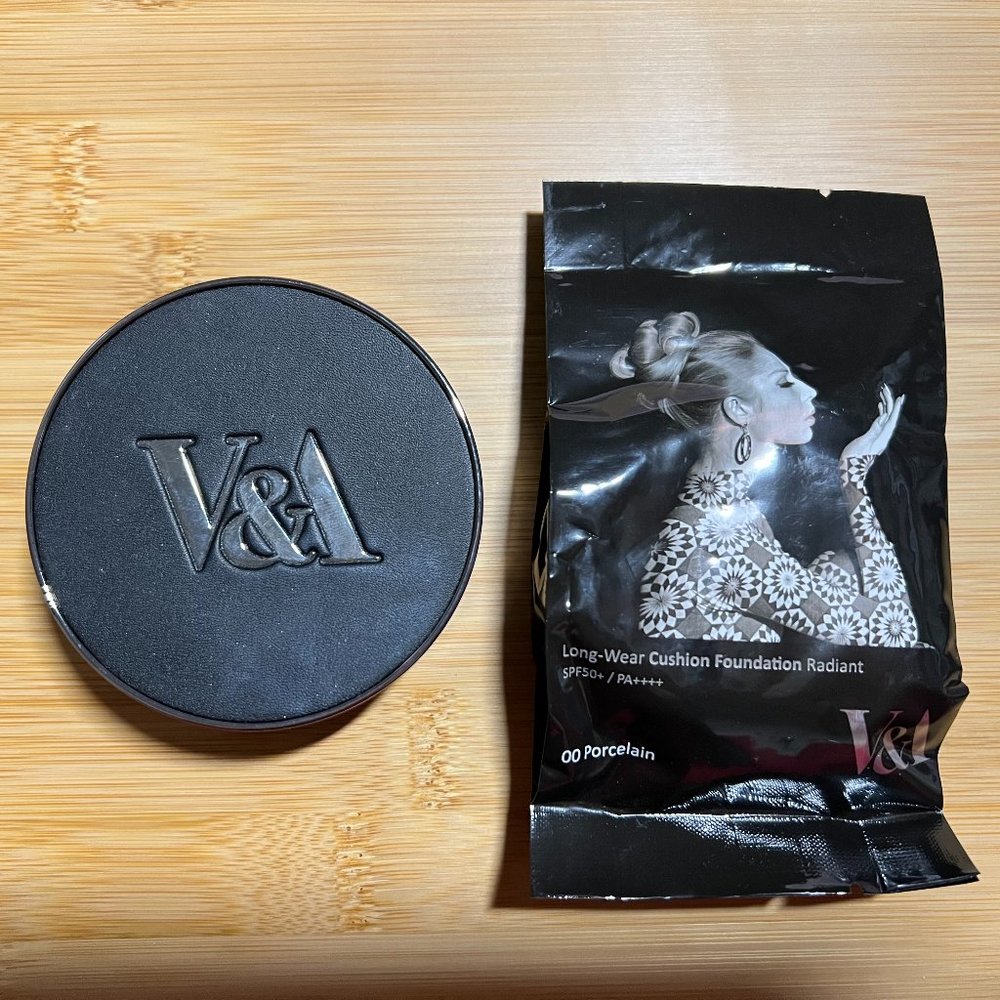 V&A Long-Wear Cushion Foundation Radiant SPF50+ PA ++++ / 00 Porcelain